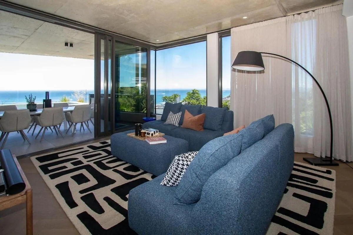 Living The Dream De Wet Road Daire Cape Town
